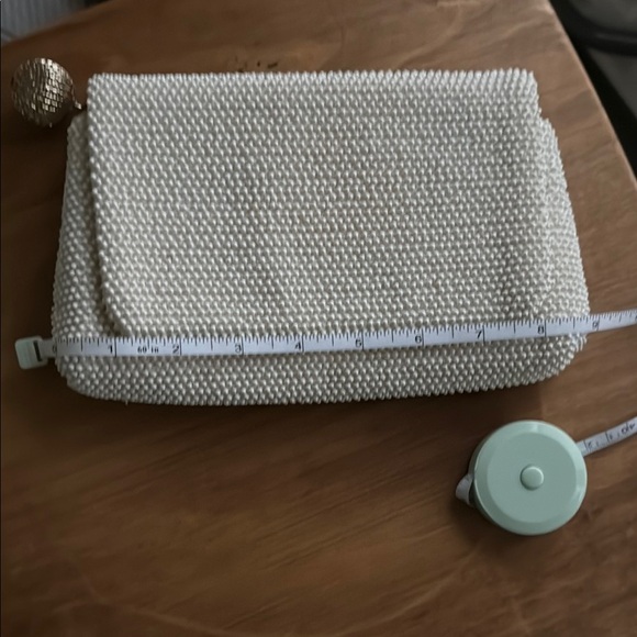 Vintage Lumured Cream Beaded Clutch Wristlet Purse Bag - Picture 10 of 10